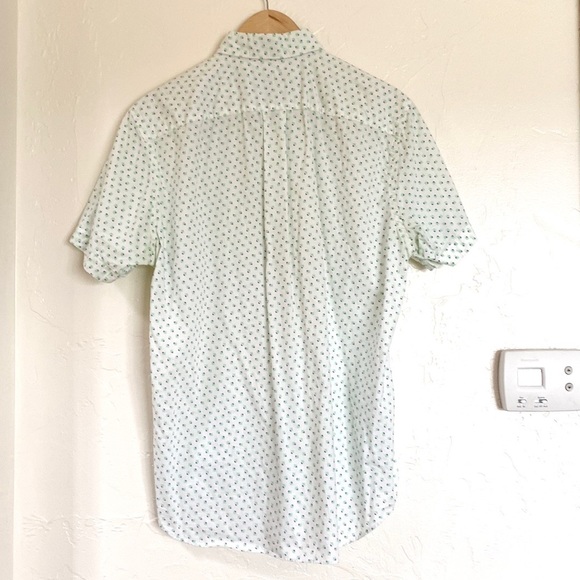 J Crew Short Sleeve Button Down Sz M - Picture 2 of 8